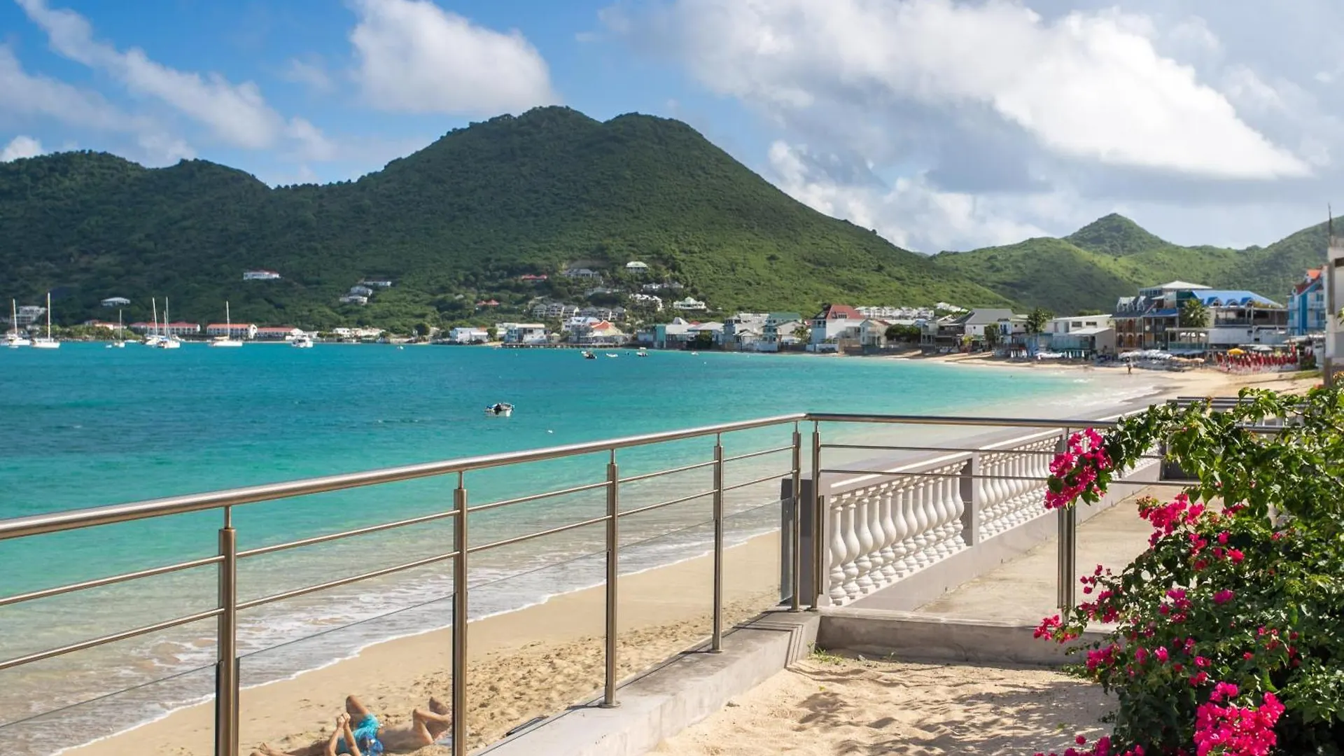 Sur La Plage De Grand Case - Entierement Renove - 2Ch Duplex - 6P Appartamento